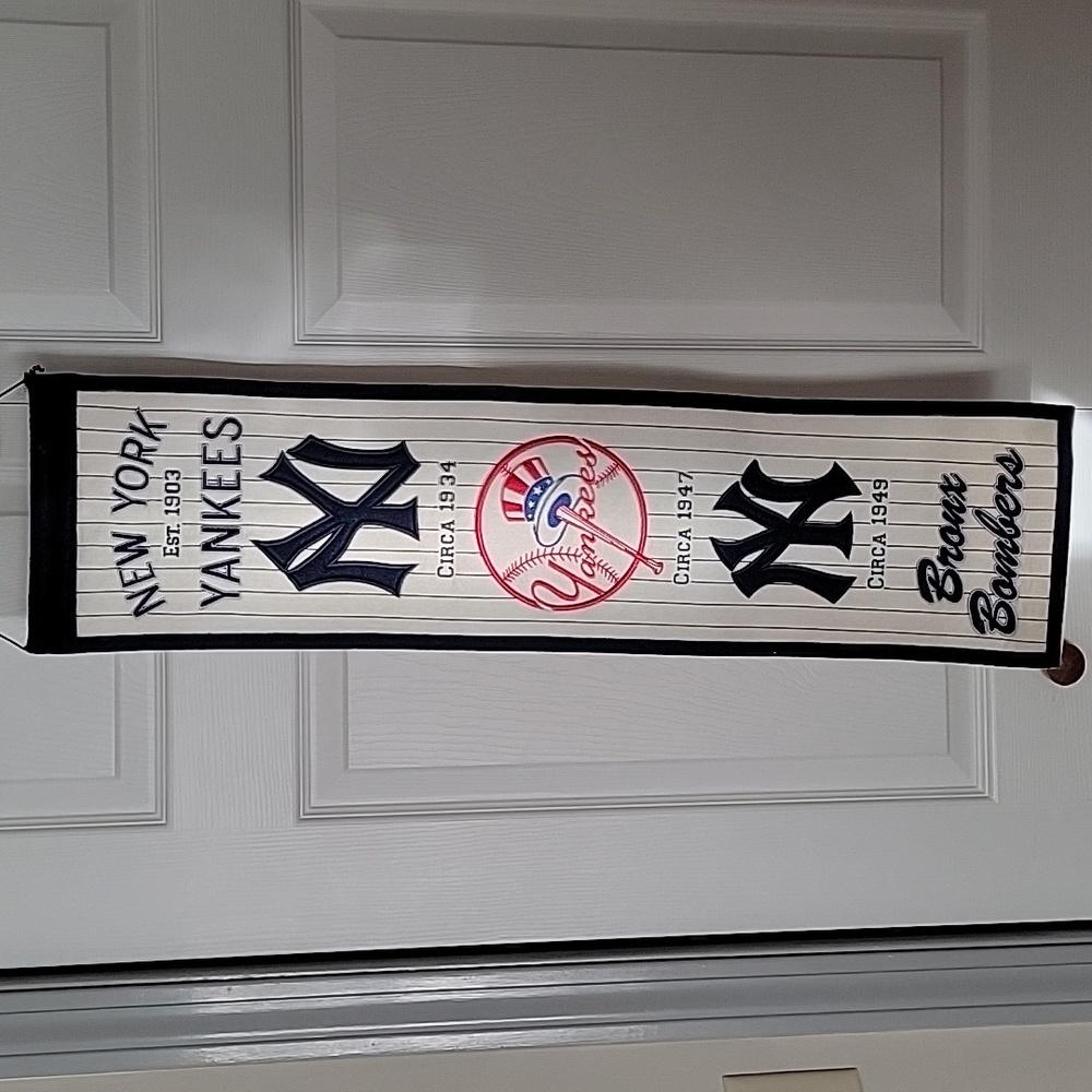 NY Yankees banner